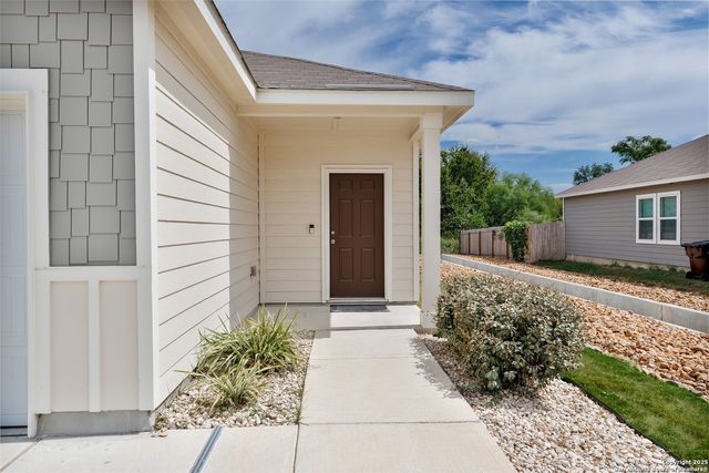 5612 Pearl Meadow, Converse, TX 78109