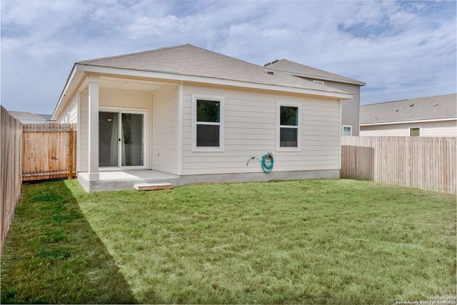 5612 Pearl Meadow, Converse, TX 78109