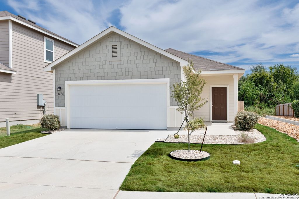 5612 Pearl Meadow, Converse, TX 78109