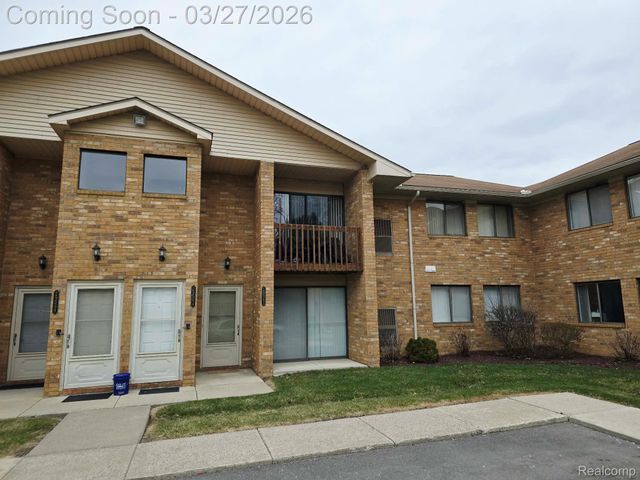 29564 Clarita Street, Livonia, MI 48152