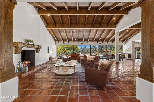 36402 N Derringer Place, Carefree, AZ 85377