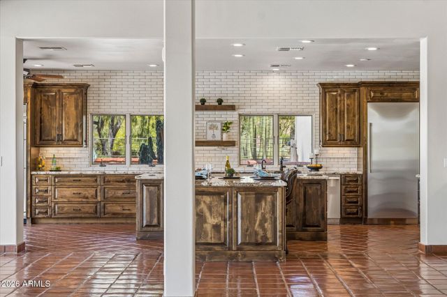 36402 N Derringer Place, Carefree, AZ 85377