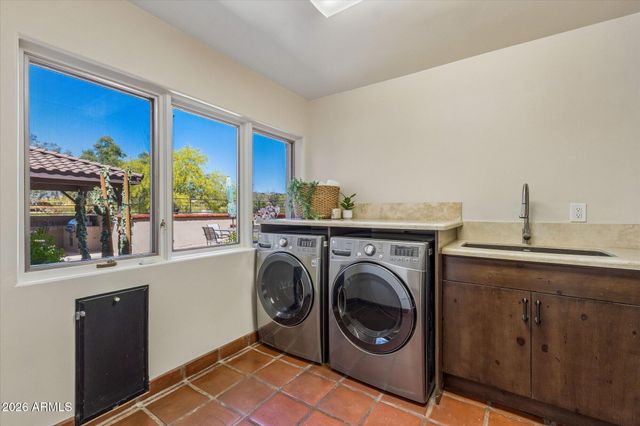 36402 N Derringer Place, Carefree, AZ 85377