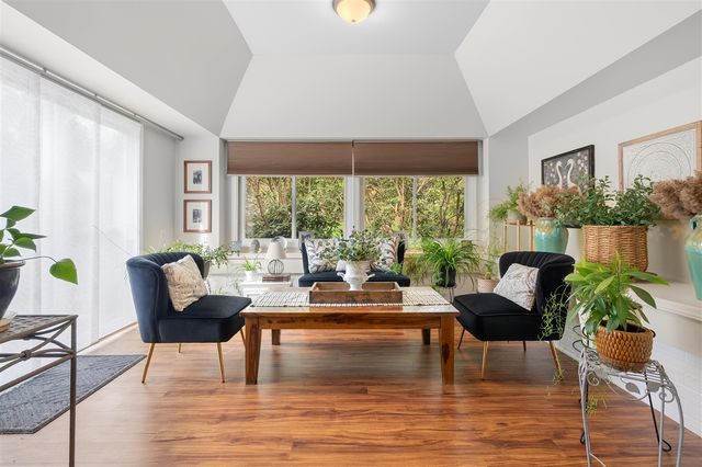 7702 Hunters Ridge Drive, Kalamazoo, MI 49009