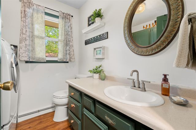 7702 Hunters Ridge Drive, Kalamazoo, MI 49009