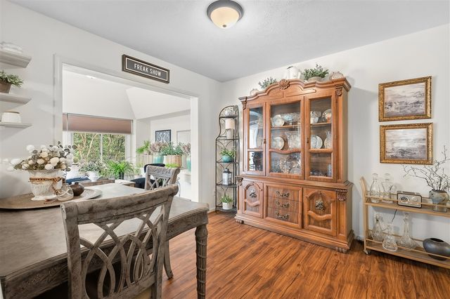 7702 Hunters Ridge Drive, Kalamazoo, MI 49009