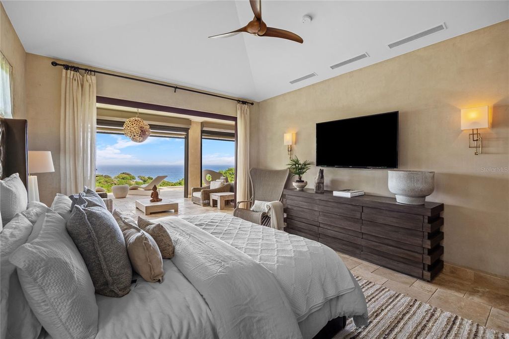 Image 13 of property listing at 2 OCEAN GOLF VILLA ROYAL ISABELA, Isabela, PR 00662