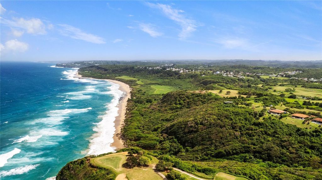 Image 35 of property listing at 2 OCEAN GOLF VILLA ROYAL ISABELA, Isabela, PR 00662