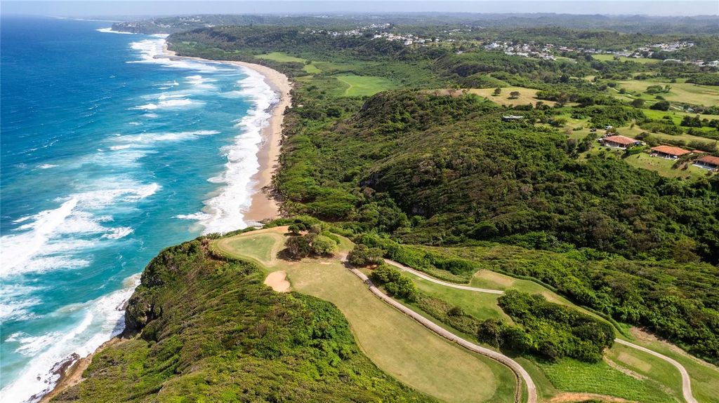 Image 36 of property listing at 2 OCEAN GOLF VILLA ROYAL ISABELA, Isabela, PR 00662