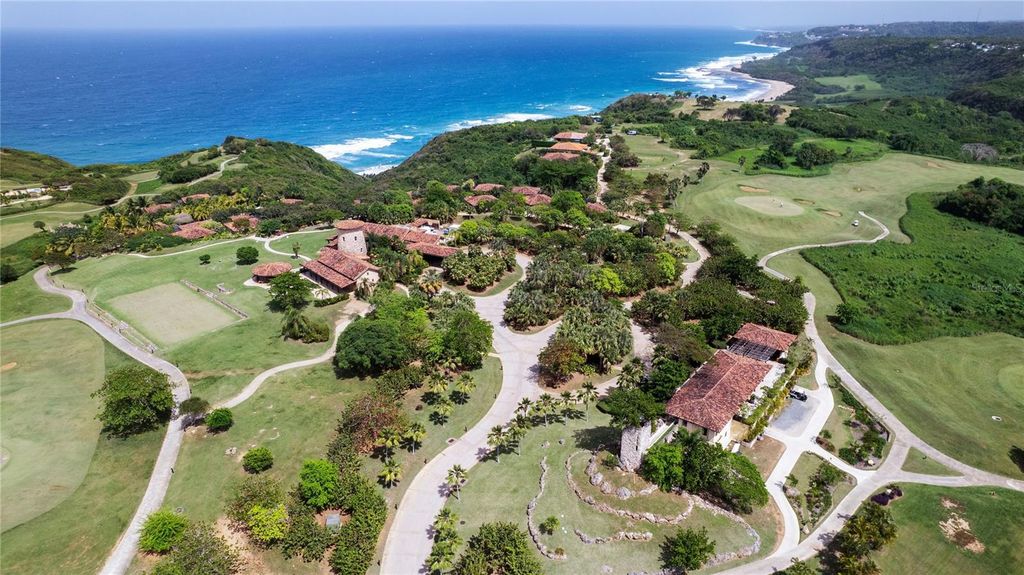 Image 42 of property listing at 2 OCEAN GOLF VILLA ROYAL ISABELA, Isabela, PR 00662