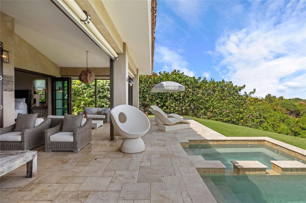 Image 8 of property listing at 2 OCEAN GOLF VILLA ROYAL ISABELA, Isabela, PR 00662