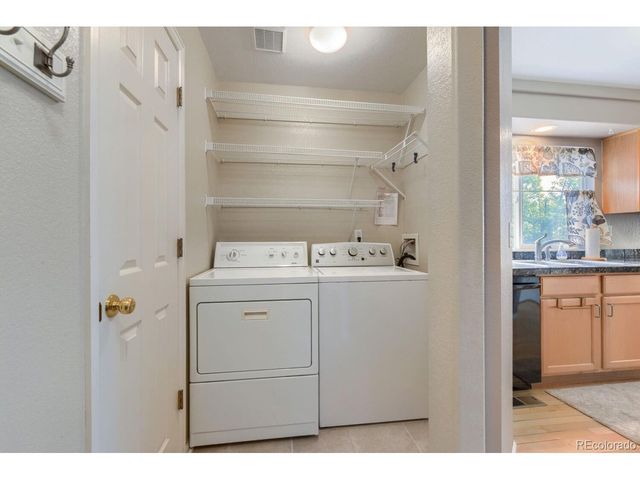 4585 Lyndenwood Cir, Littleton, CO 80130