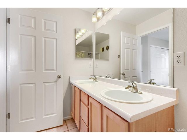4585 Lyndenwood Cir, Littleton, CO 80130