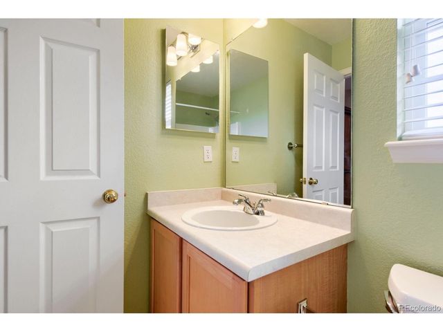 4585 Lyndenwood Cir, Littleton, CO 80130