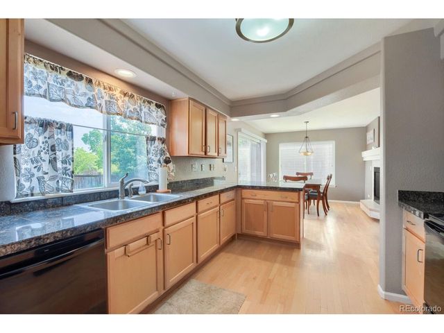 4585 Lyndenwood Cir, Littleton, CO 80130