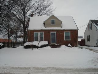 902 E 207th Street, Euclid, OH 44119