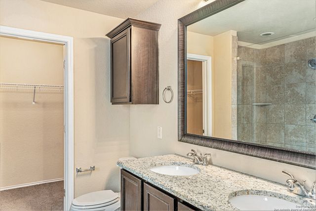 1819 Gray Fox Crk, San Antonio, TX 78245