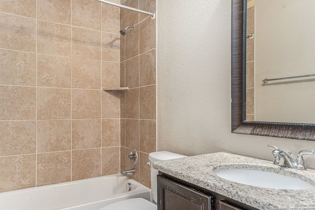 1819 Gray Fox Crk, San Antonio, TX 78245