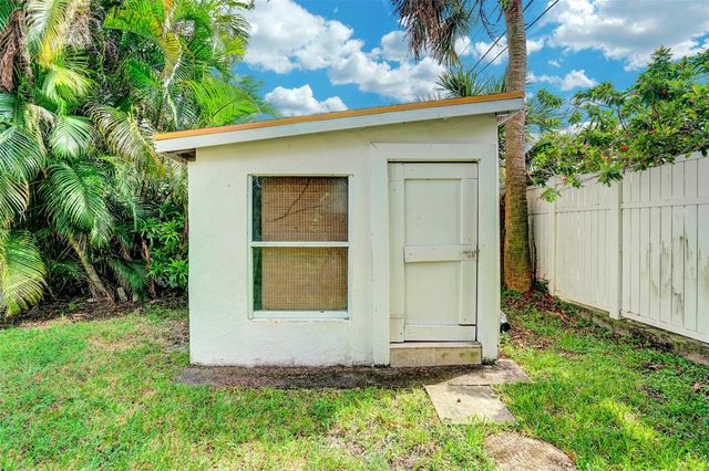 3208 Beacon Street, Pompano Beach, FL 33062