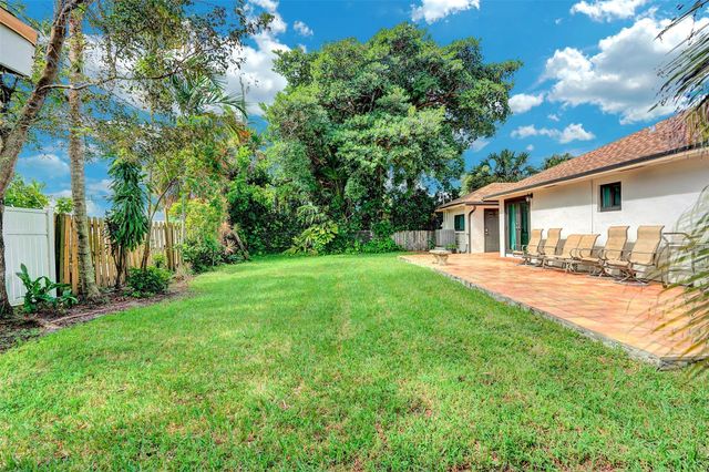 3208 Beacon Street, Pompano Beach, FL 33062