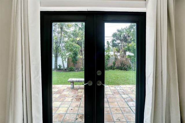 3208 Beacon Street, Pompano Beach, FL 33062