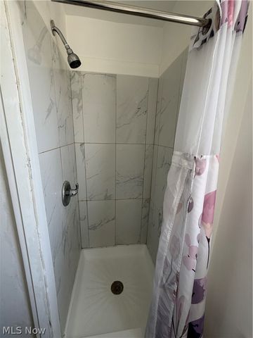 3482 W 136th Street, Cleveland, OH 44111