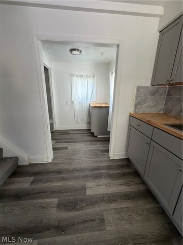 3482 W 136th Street, Cleveland, OH 44111