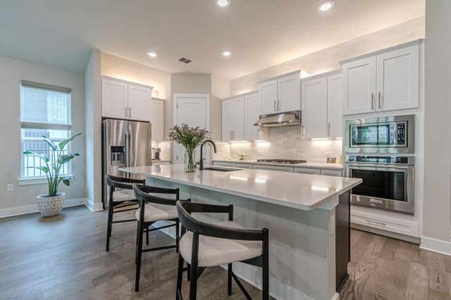 433 Skipping Cedar ST, San Marcos, TX 78666