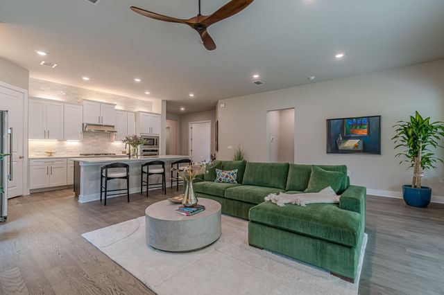 433 Skipping Cedar ST, San Marcos, TX 78666
