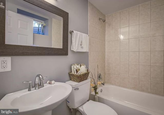 14822 BRYAN CT, Woodbridge, VA 22193