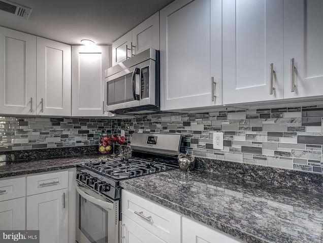 14822 BRYAN CT, Woodbridge, VA 22193