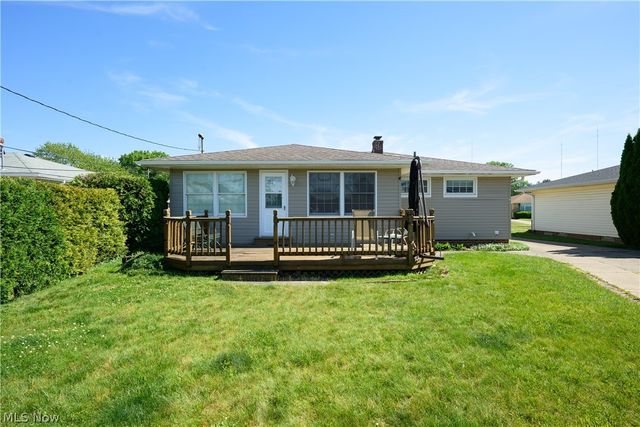 651 E Parkleigh Drive, Seven Hills, OH 44131