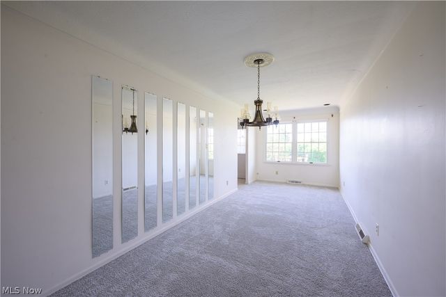 651 E Parkleigh Drive, Seven Hills, OH 44131