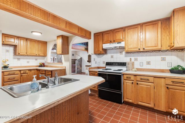 2553 Lovejoy Drive, Anchorage, AK 99508