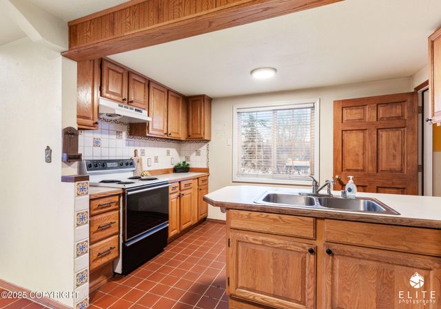 2553 Lovejoy Drive, Anchorage, AK 99508