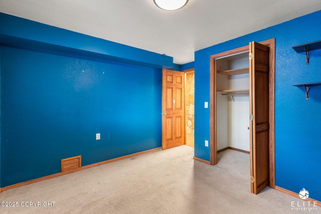 2553 Lovejoy Drive, Anchorage, AK 99508