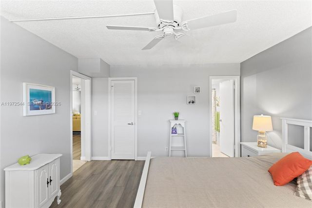 9523 S Hollybrook Lake Dr 21-307, Pembroke Pines, FL 33025