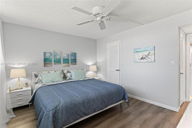 9523 S Hollybrook Lake Dr 21-307, Pembroke Pines, FL 33025