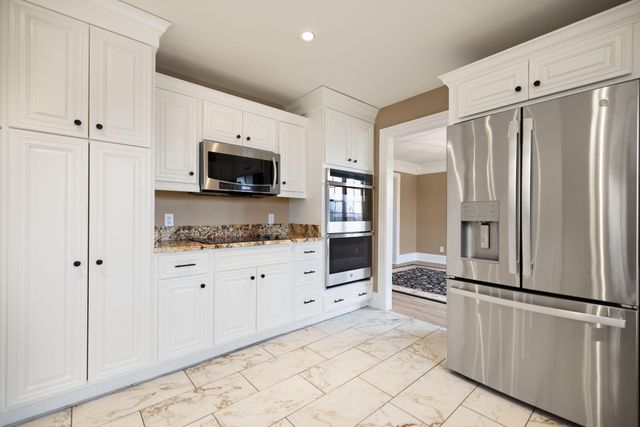 207 Lake Cliff Drive, Somerset, KY 42503