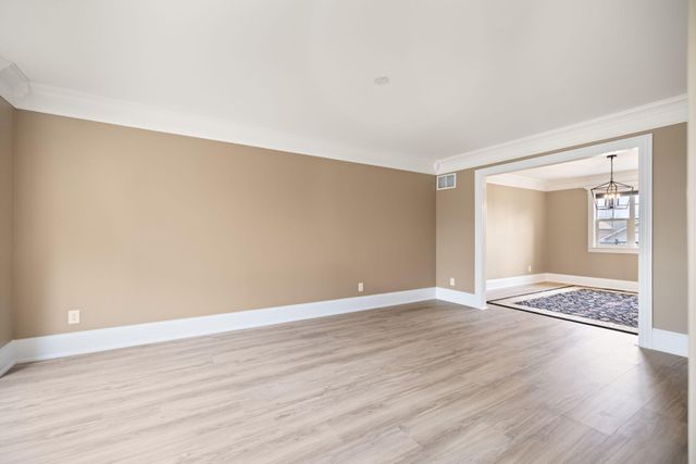 207 Lake Cliff Drive, Somerset, KY 42503