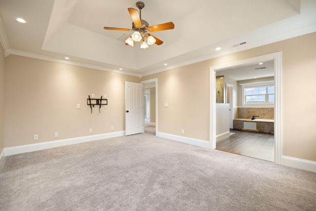 207 Lake Cliff Drive, Somerset, KY 42503