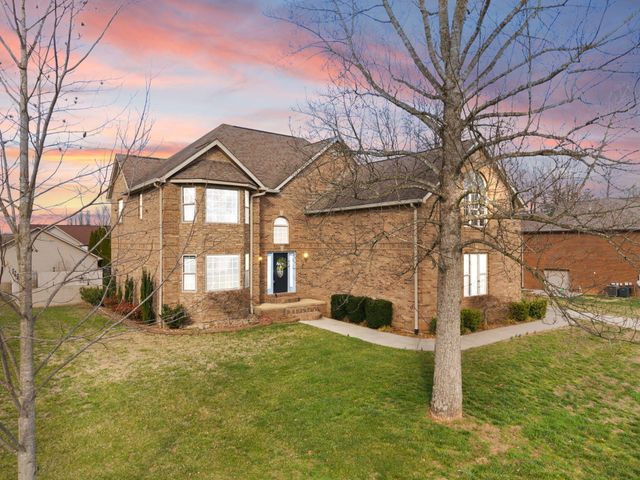 207 Lake Cliff Drive, Somerset, KY 42503