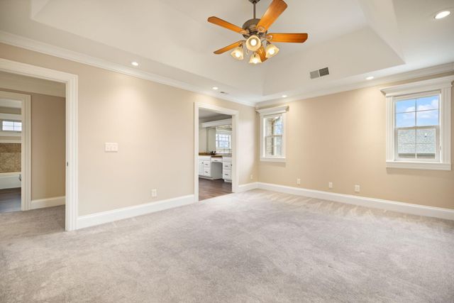 207 Lake Cliff Drive, Somerset, KY 42503