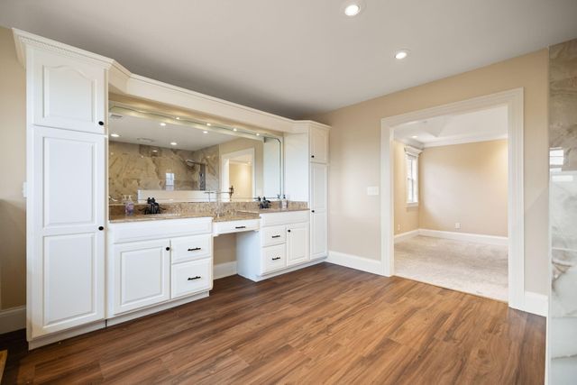 207 Lake Cliff Drive, Somerset, KY 42503