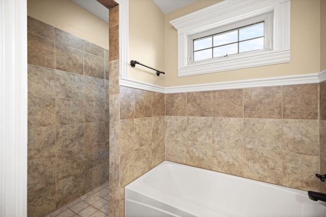 207 Lake Cliff Drive, Somerset, KY 42503