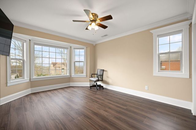 207 Lake Cliff Drive, Somerset, KY 42503