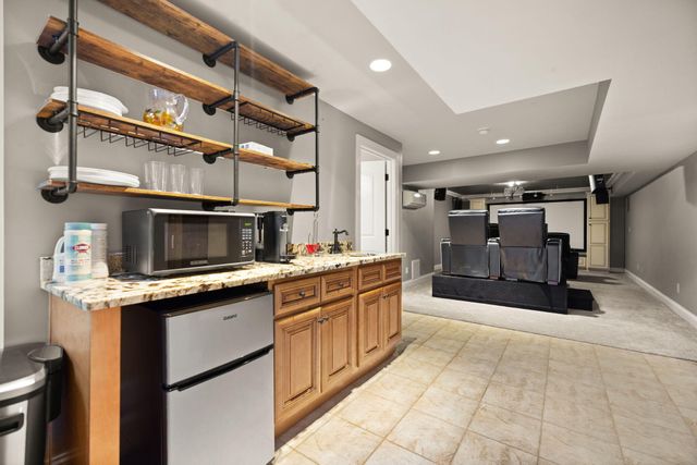 207 Lake Cliff Drive, Somerset, KY 42503