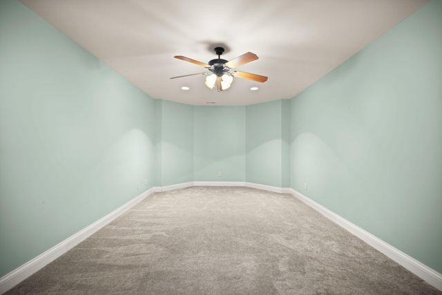 207 Lake Cliff Drive, Somerset, KY 42503