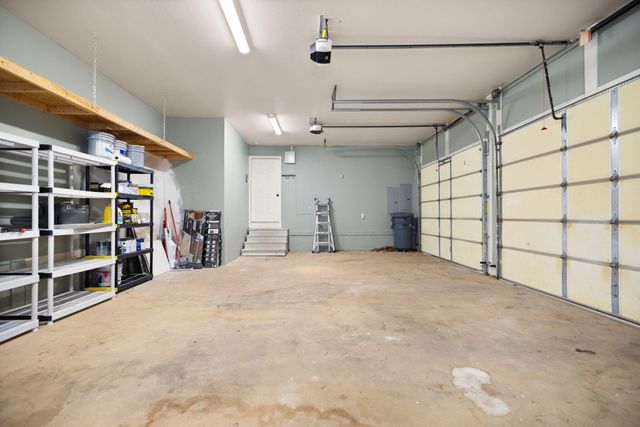 207 Lake Cliff Drive, Somerset, KY 42503