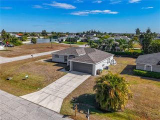 1723 NE 2nd PL, Cape Coral, FL 33909